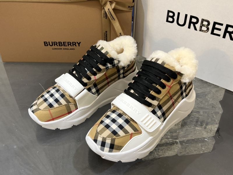 Burberry Low Shoes